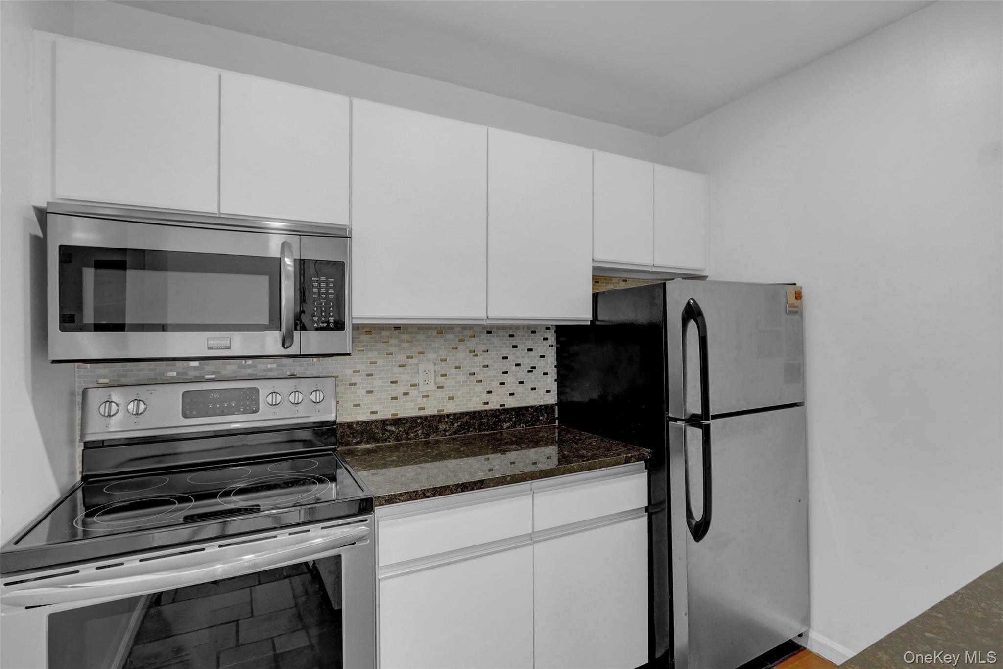 100 W Broadway # 6Q, Long Beach, NY 11561