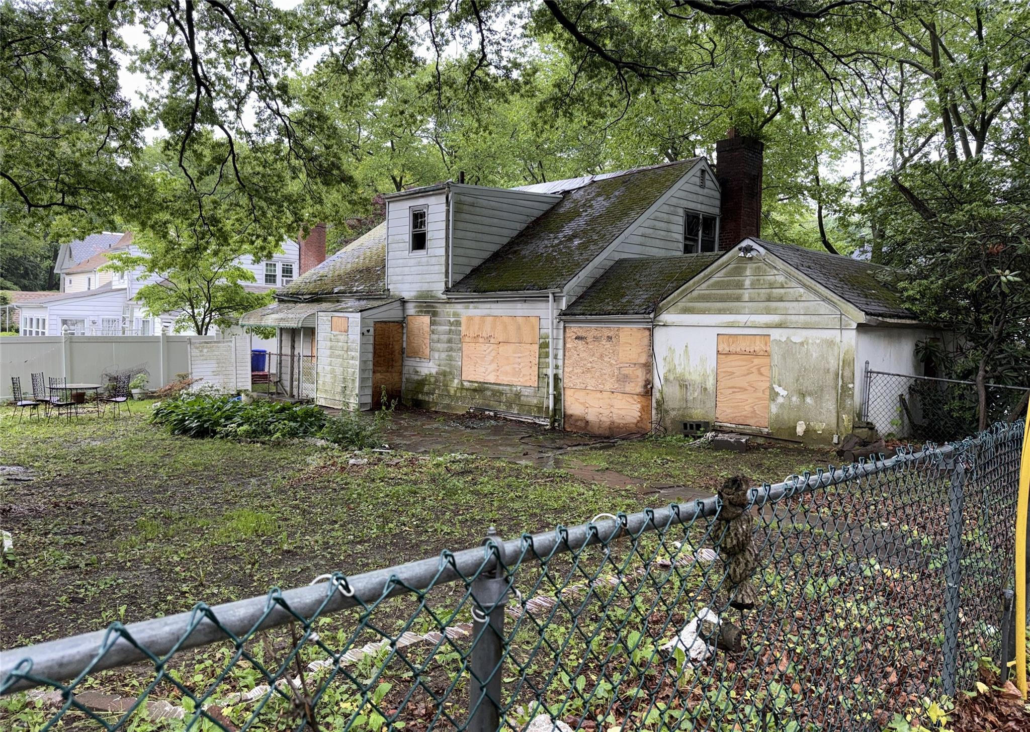 64 Marion Avenue, Mount Vernon, NY 10552