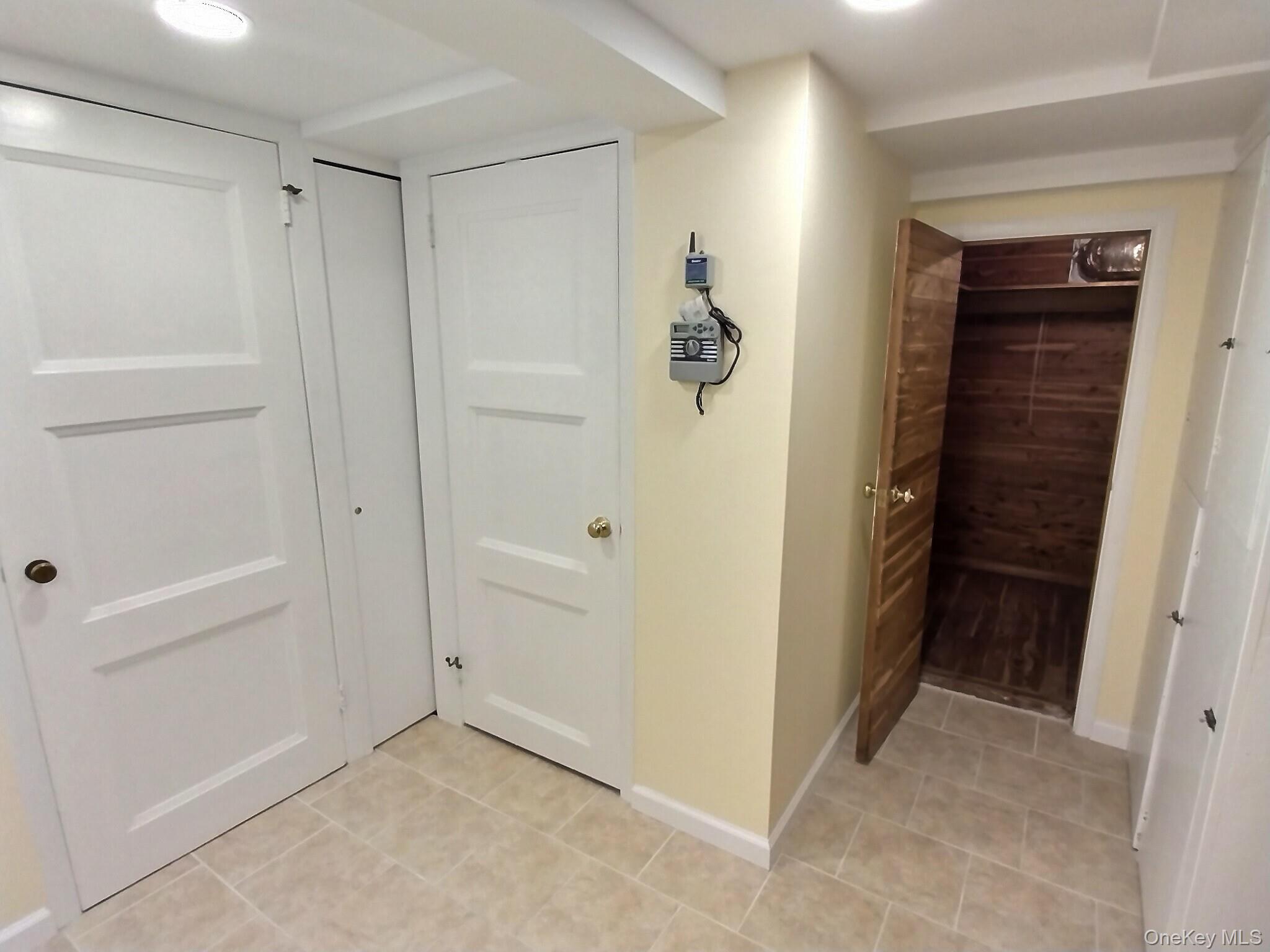 306 Cambridge Avenue, Garden City, NY 11530