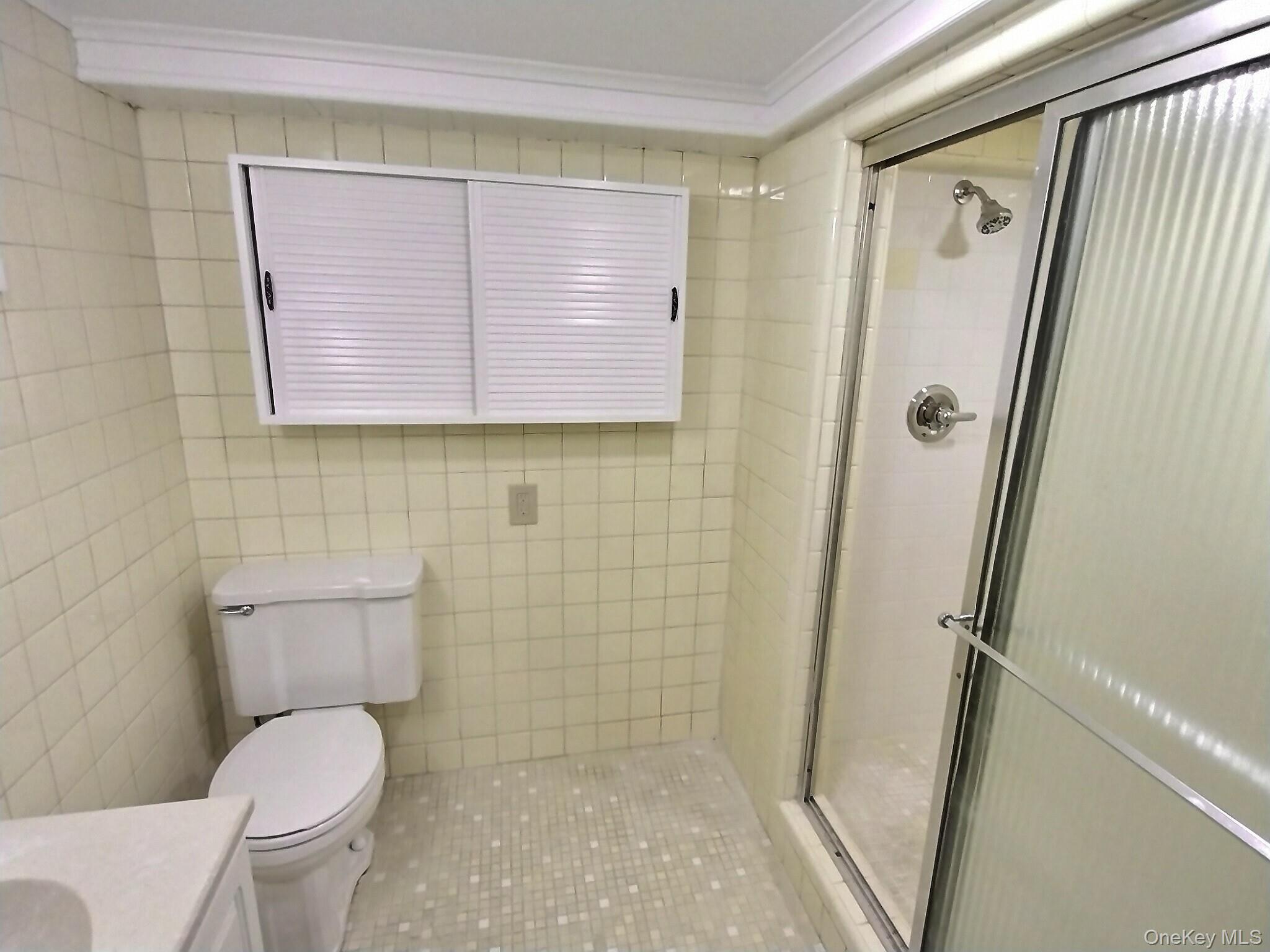 306 Cambridge Avenue, Garden City, NY 11530