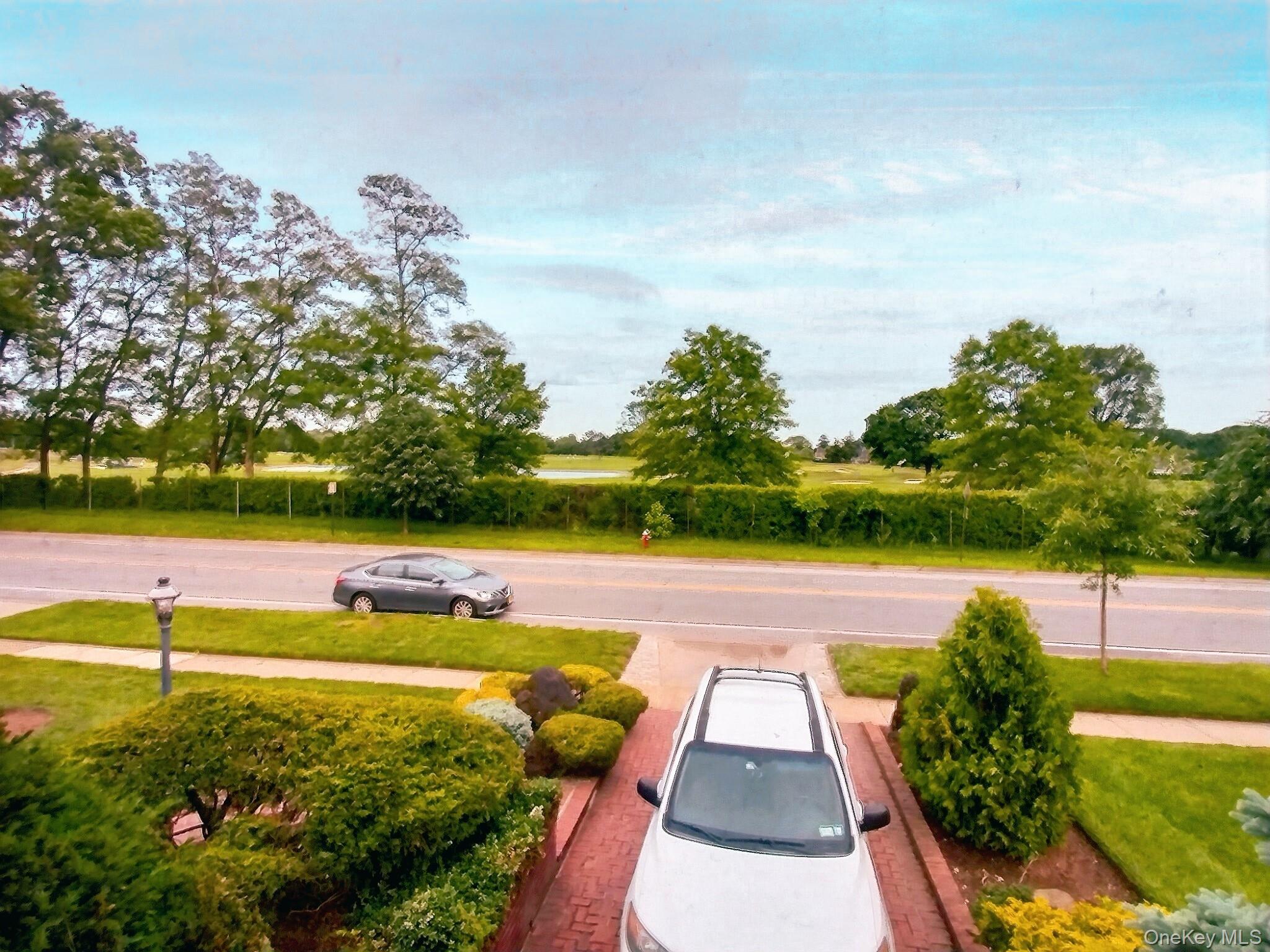 306 Cambridge Avenue, Garden City, NY 11530