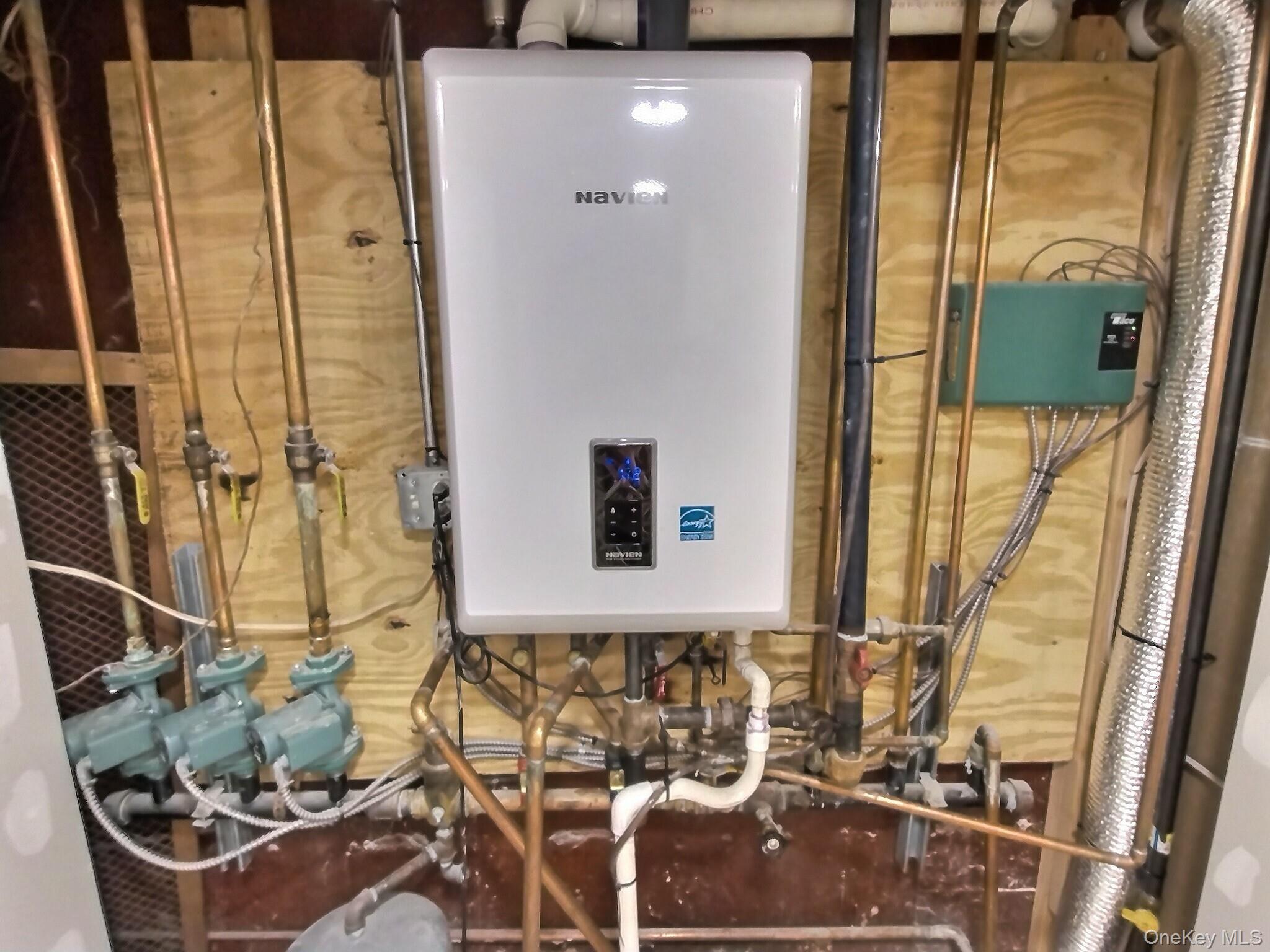 306 Cambridge Avenue, Garden City, NY 11530