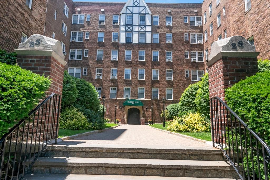 25 Parkview Avenue # 5H, Bronxville, NY 10708