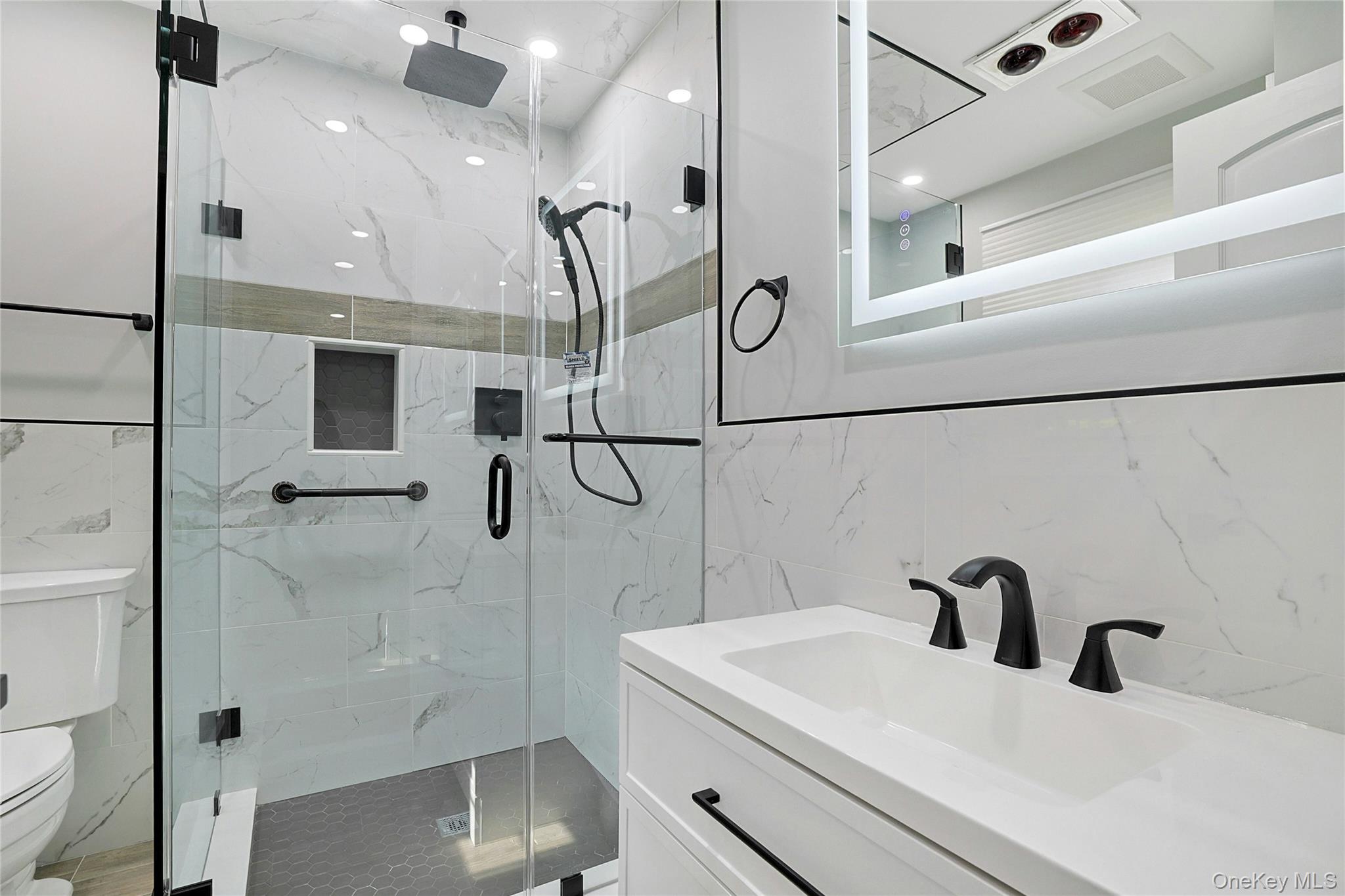 4 Suffern Place, Garnerville, NY 10923