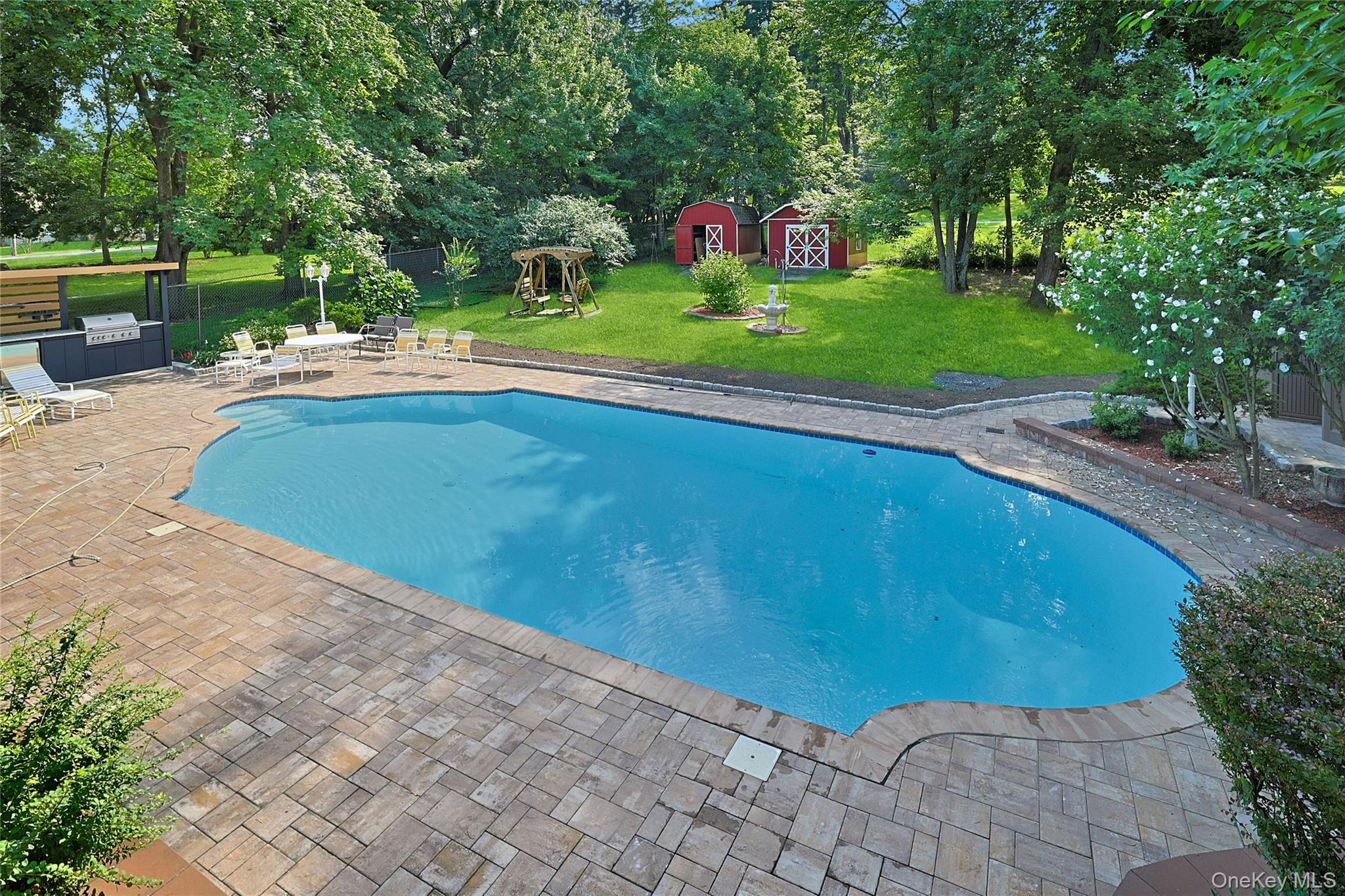 4 Suffern Place, Garnerville, NY 10923