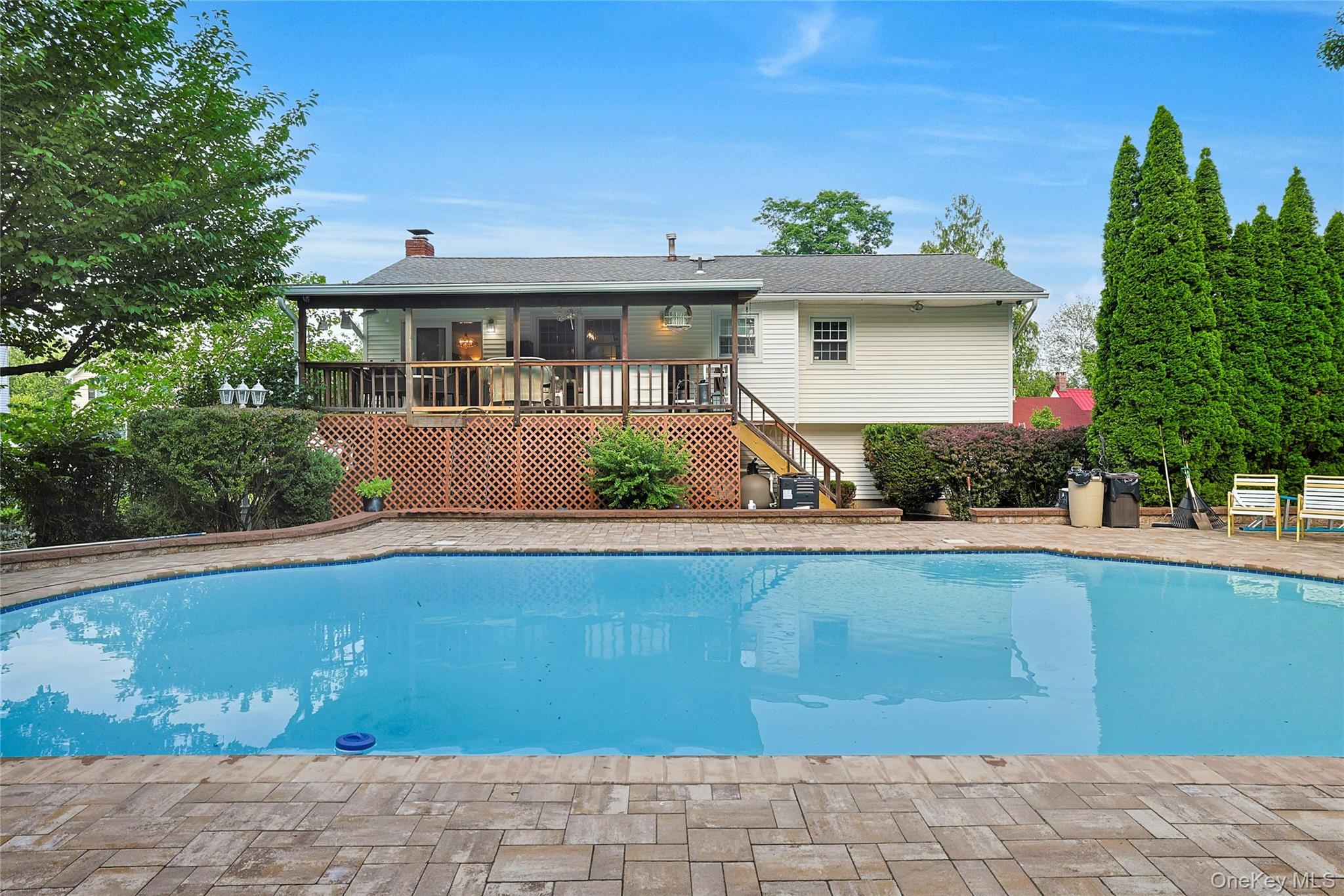 4 Suffern Place, Garnerville, NY 10923