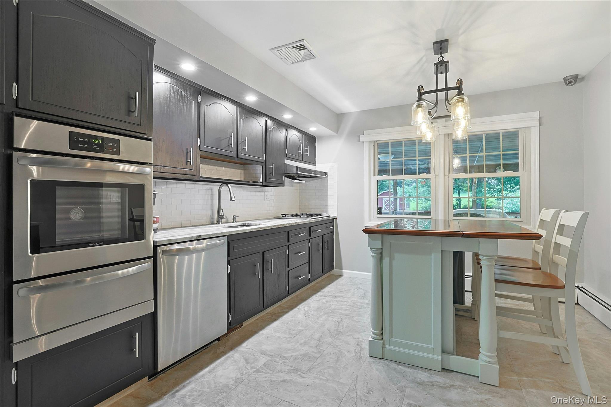 4 Suffern Place, Garnerville, NY 10923