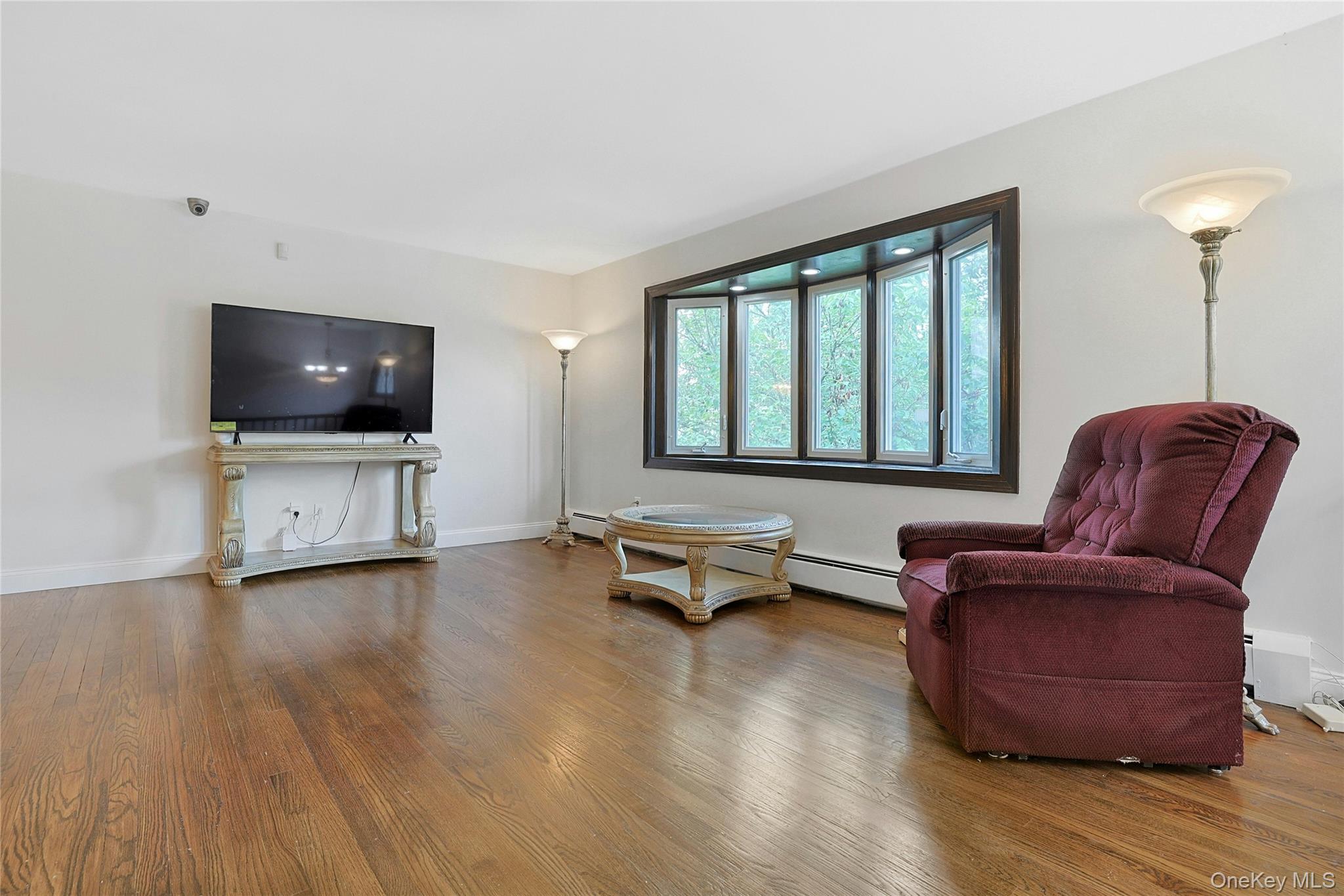 4 Suffern Place, Garnerville, NY 10923