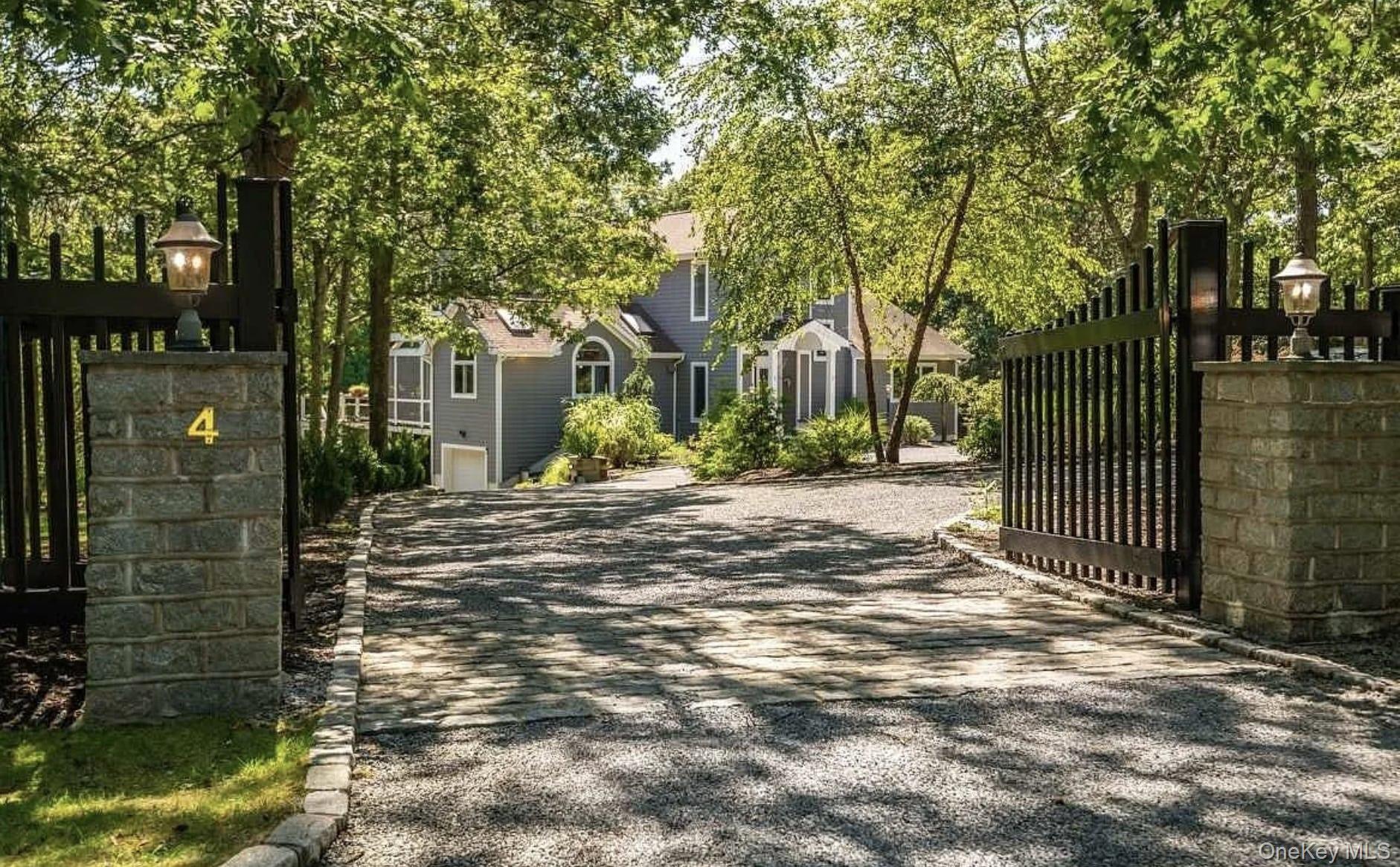 4 Douglas Court, Hampton Bays, NY 11946