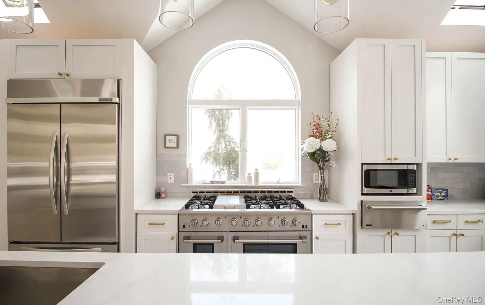 4 Douglas Court, Hampton Bays, NY 11946