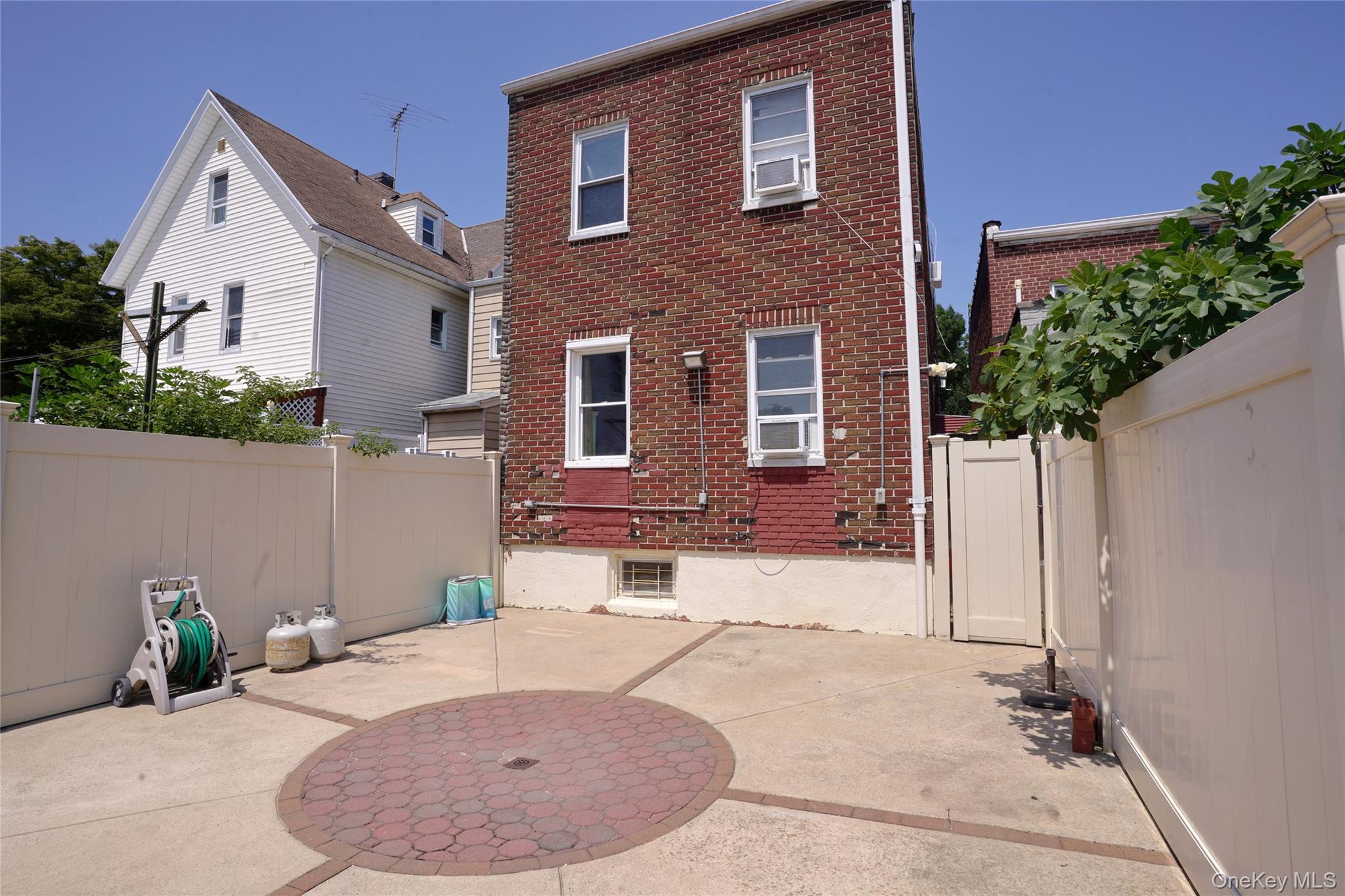 89-10 91 Avenue, Woodhaven, NY 11421
