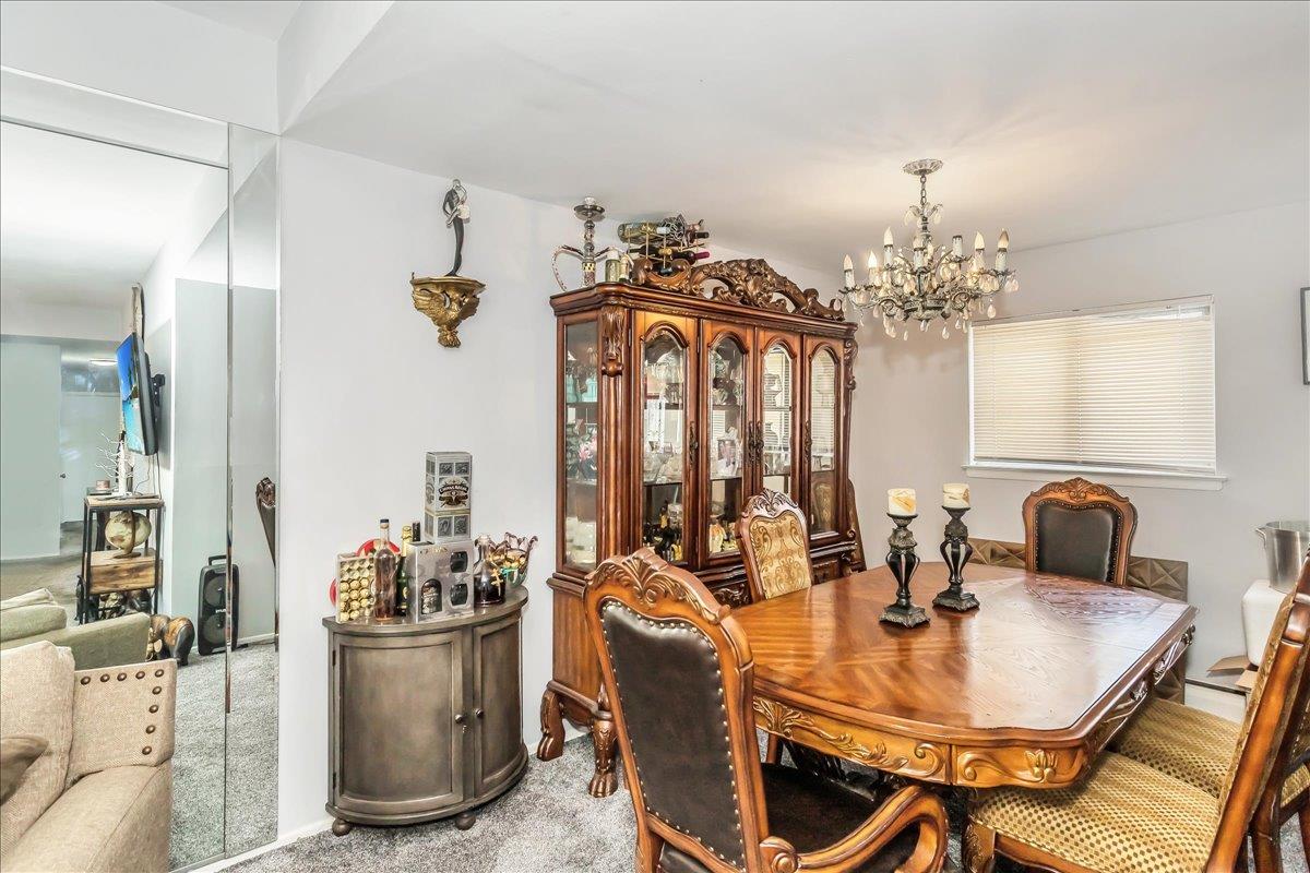 274 Central Park Road, Plainview, NY 11803