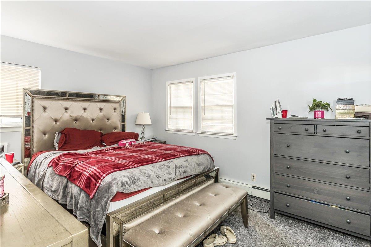 274 Central Park Road, Plainview, NY 11803