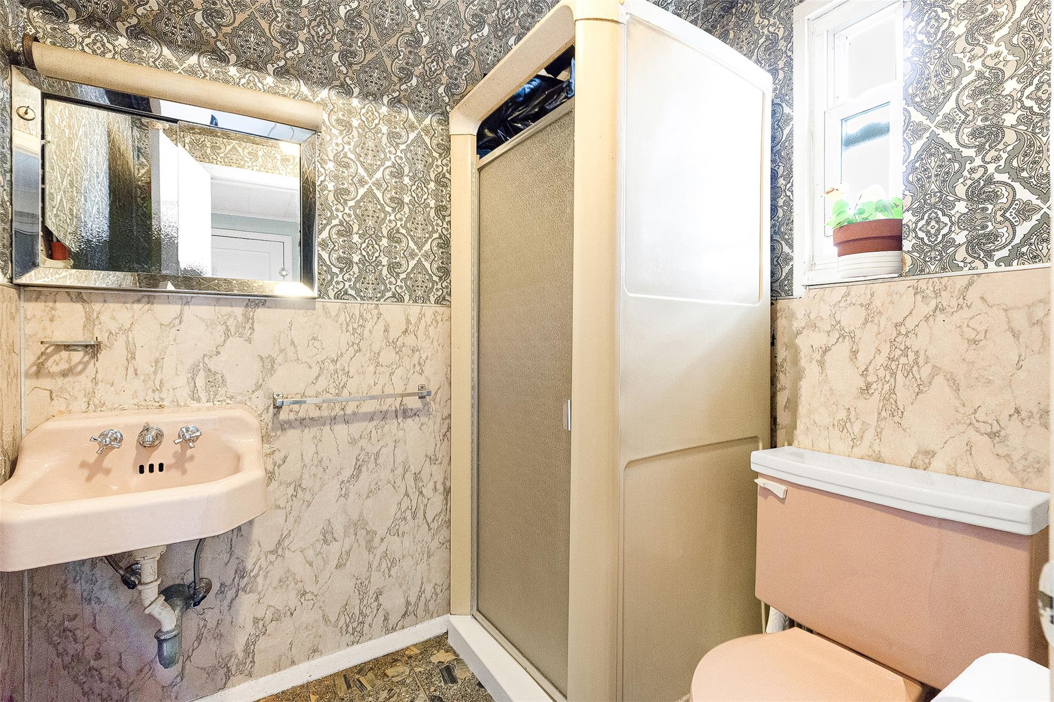 85-82 66th Road, Rego Park, NY 11374