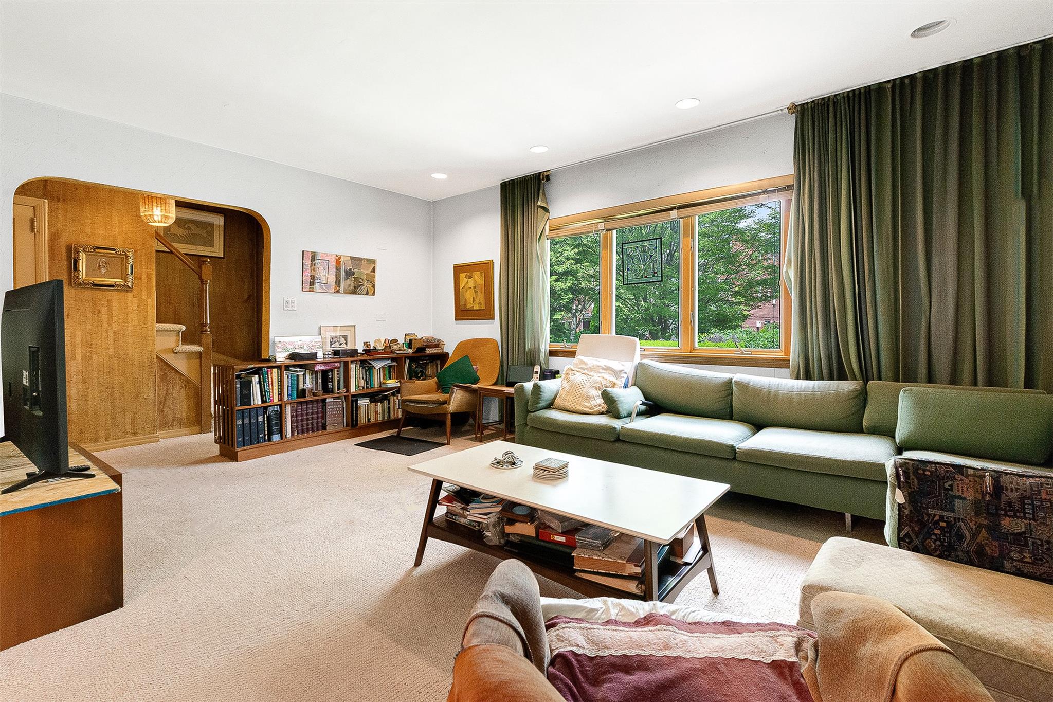 85-82 66th Road, Rego Park, NY 11374