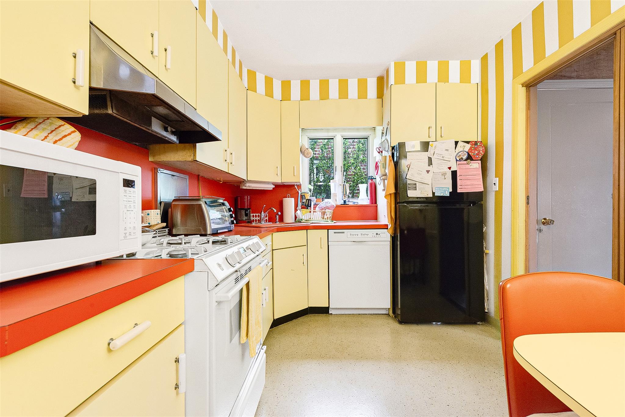 85-82 66th Road, Rego Park, NY 11374