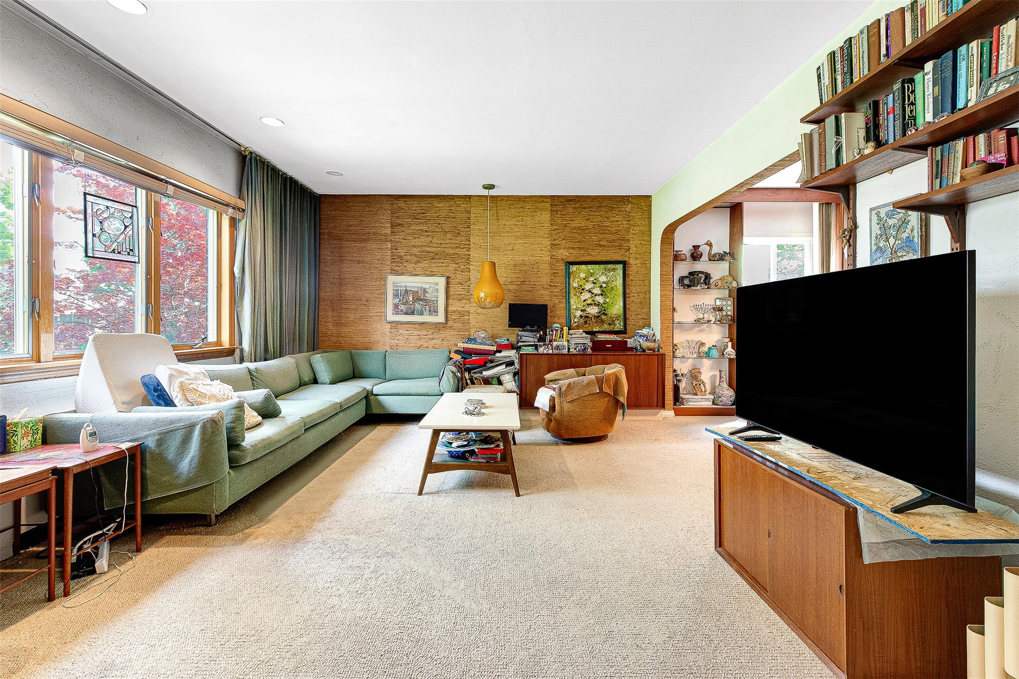 85-82 66th Road, Rego Park, NY 11374