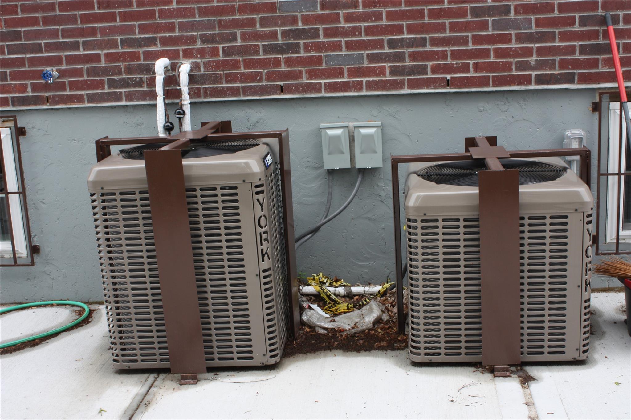 15718 115th Road # 2 Family, Jamaica South, NY 11434