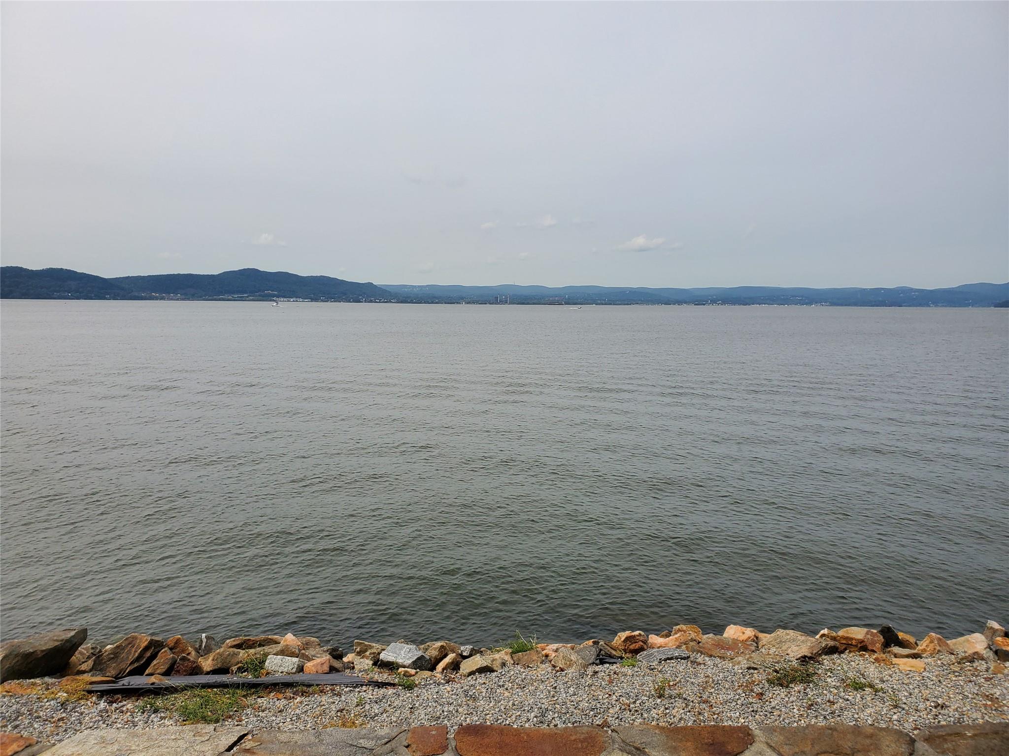 1408 Half Moon Bay Drive, Croton-on-Hudson, NY 10520