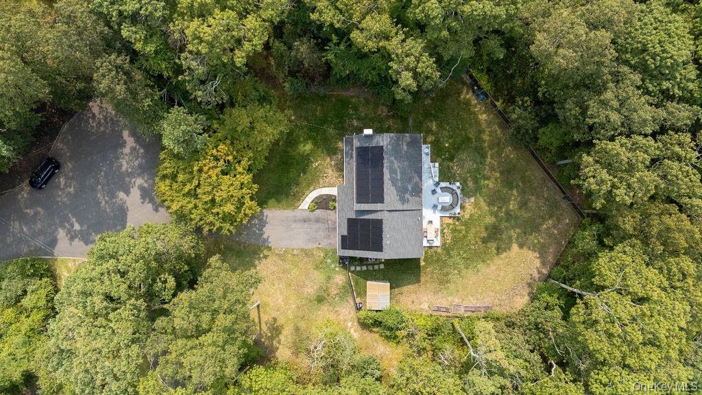 10 Trout Ponds Court, Brookhaven, NY 11719