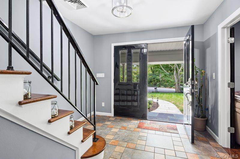 10 Trout Ponds Court, Brookhaven, NY 11719