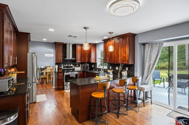 10 Trout Ponds Court, Brookhaven, NY 11719