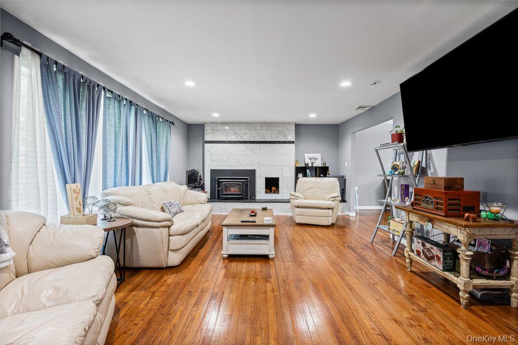 10 Trout Ponds Court, Brookhaven, NY 11719