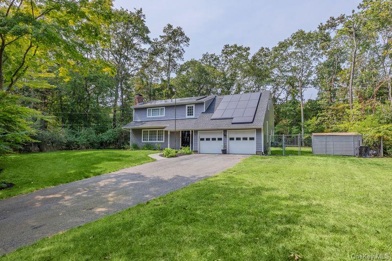 10 Trout Ponds Court, Brookhaven, NY 11719