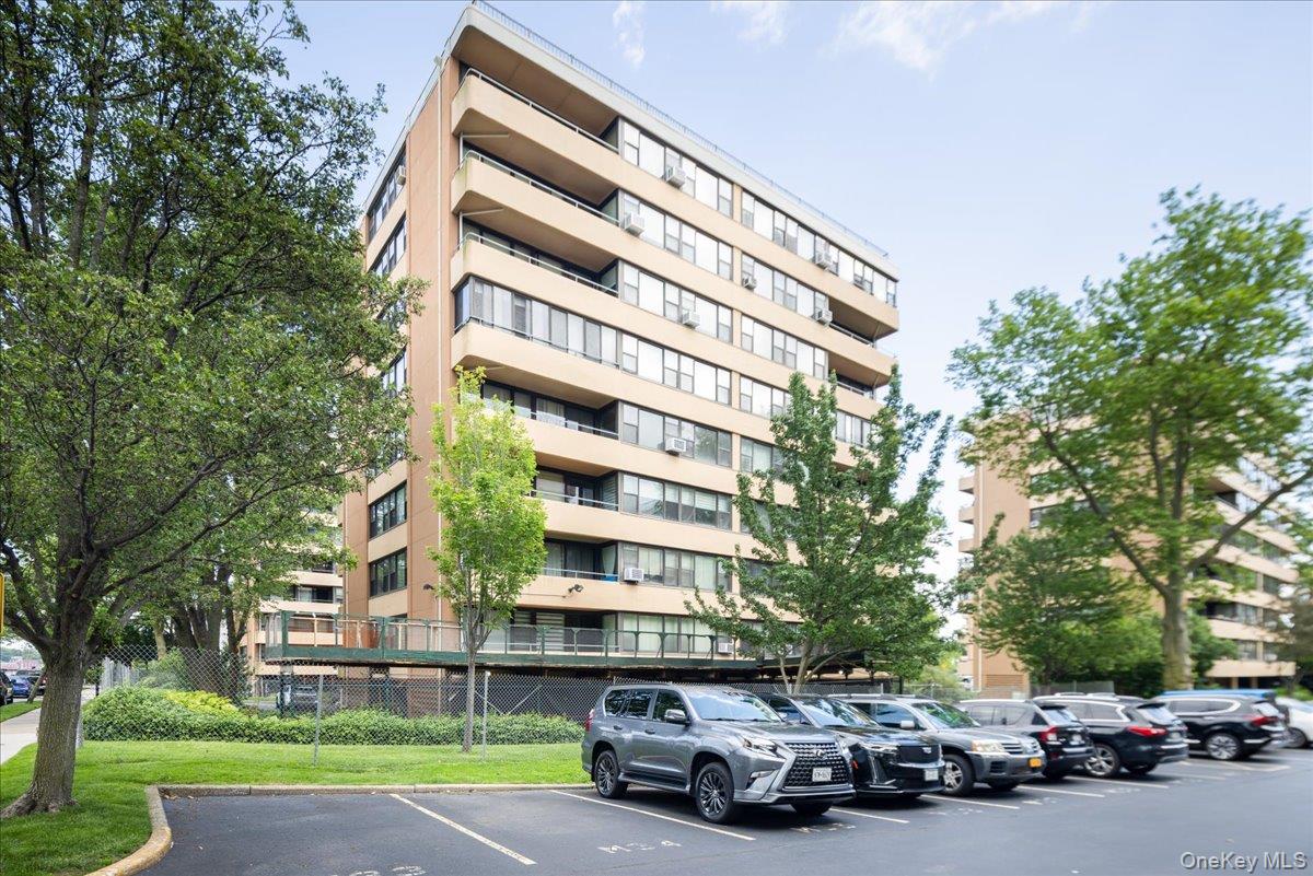 166-26 Powells Cove Boulevard # 5D, Whitestone, NY 11357