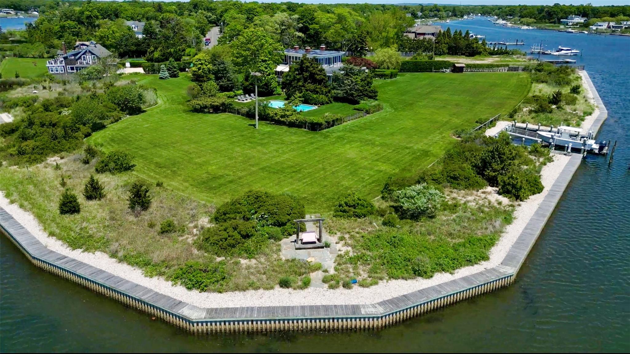 150 Senix Avenue, Center Moriches, NY 11934