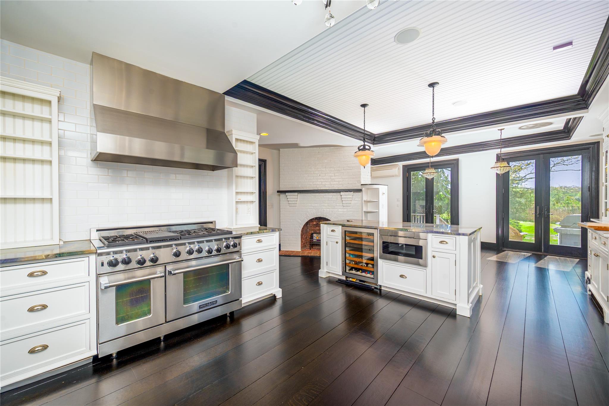 150 Senix Avenue, Center Moriches, NY 11934