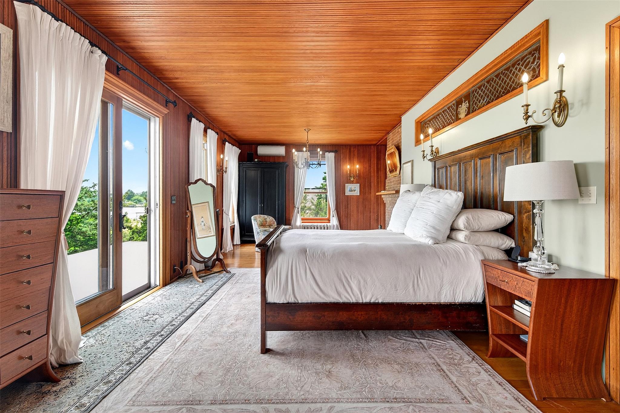 150 Senix Avenue, Center Moriches, NY 11934