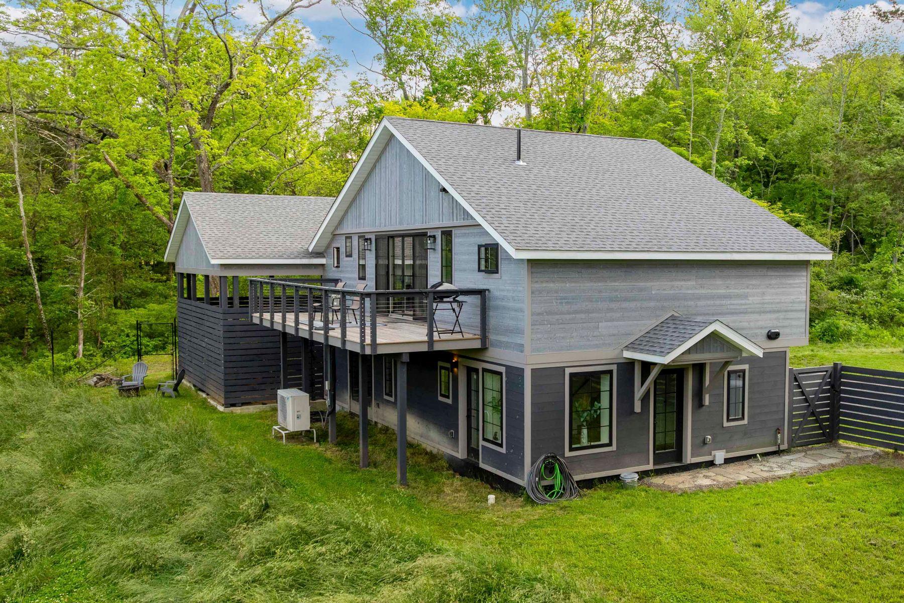 1535 Broadway/Route 9W, West Park, NY 12429