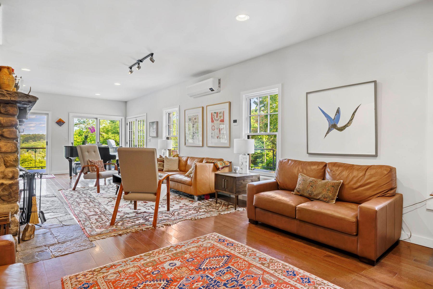 1535 Broadway/Route 9W, West Park, NY 12429
