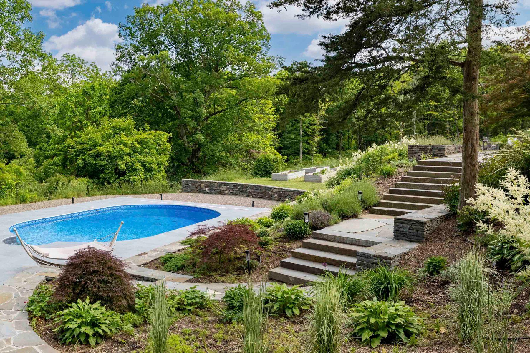 1535 Broadway/Route 9W, West Park, NY 12429