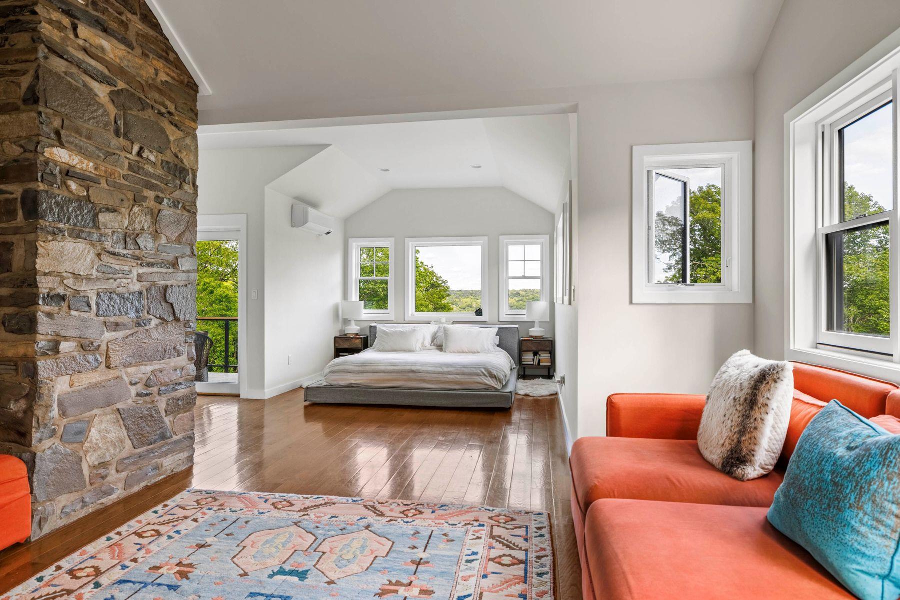 1535 Broadway/Route 9W, West Park, NY 12429