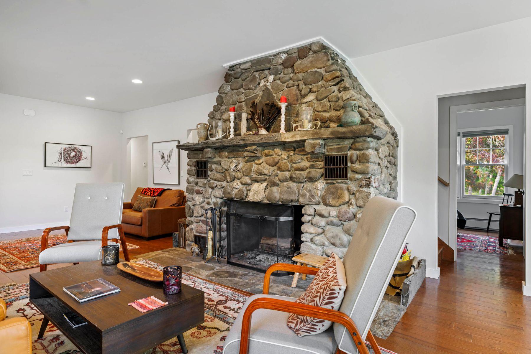 1535 Broadway/Route 9W, West Park, NY 12429