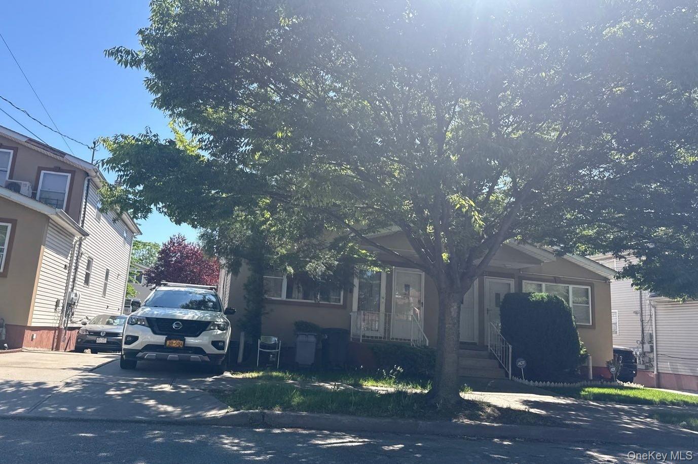 140-33 Coombs Street, Springfield Gardens, NY 11413