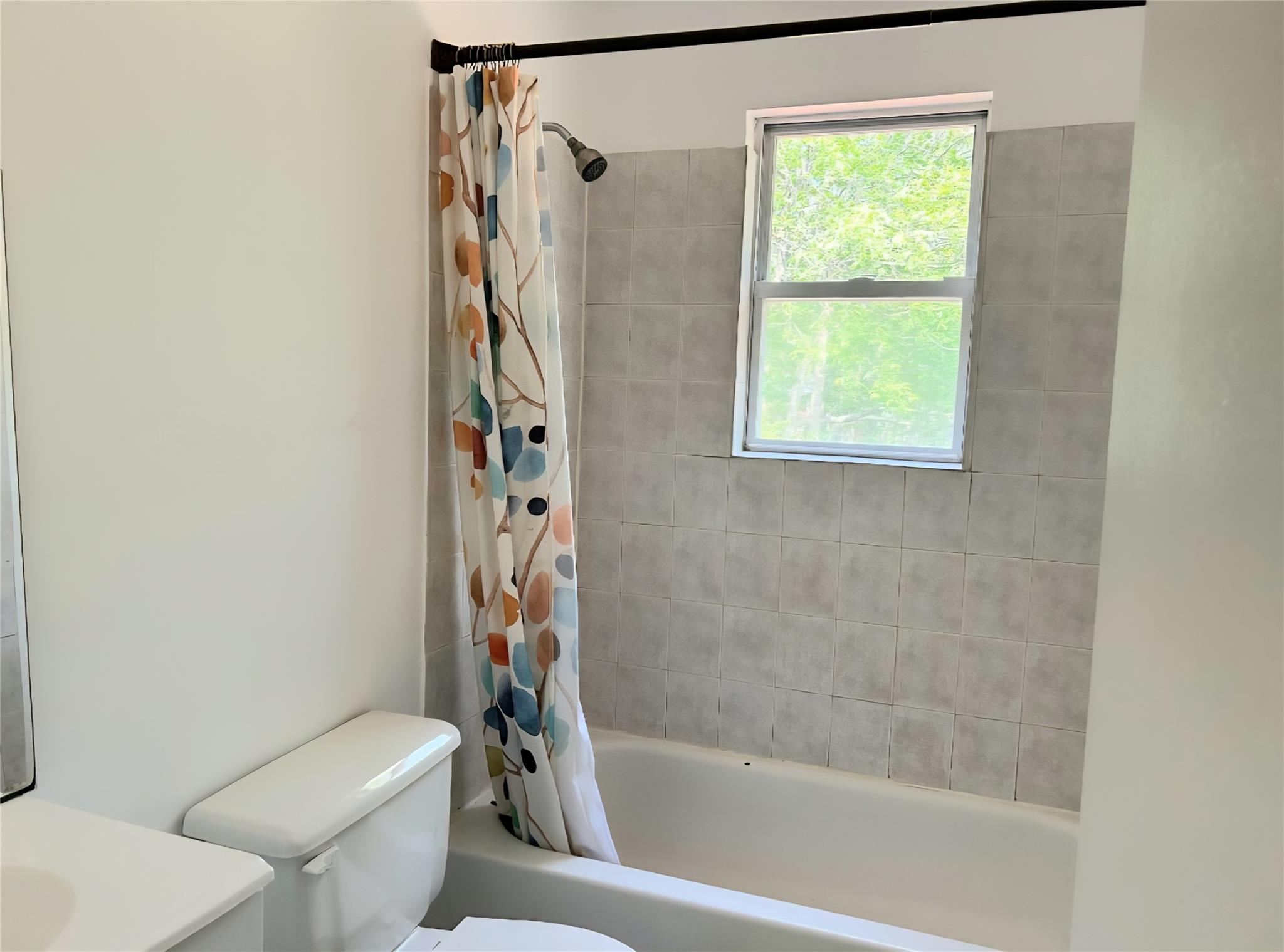 17 Erna Drive, Coram, NY 11727