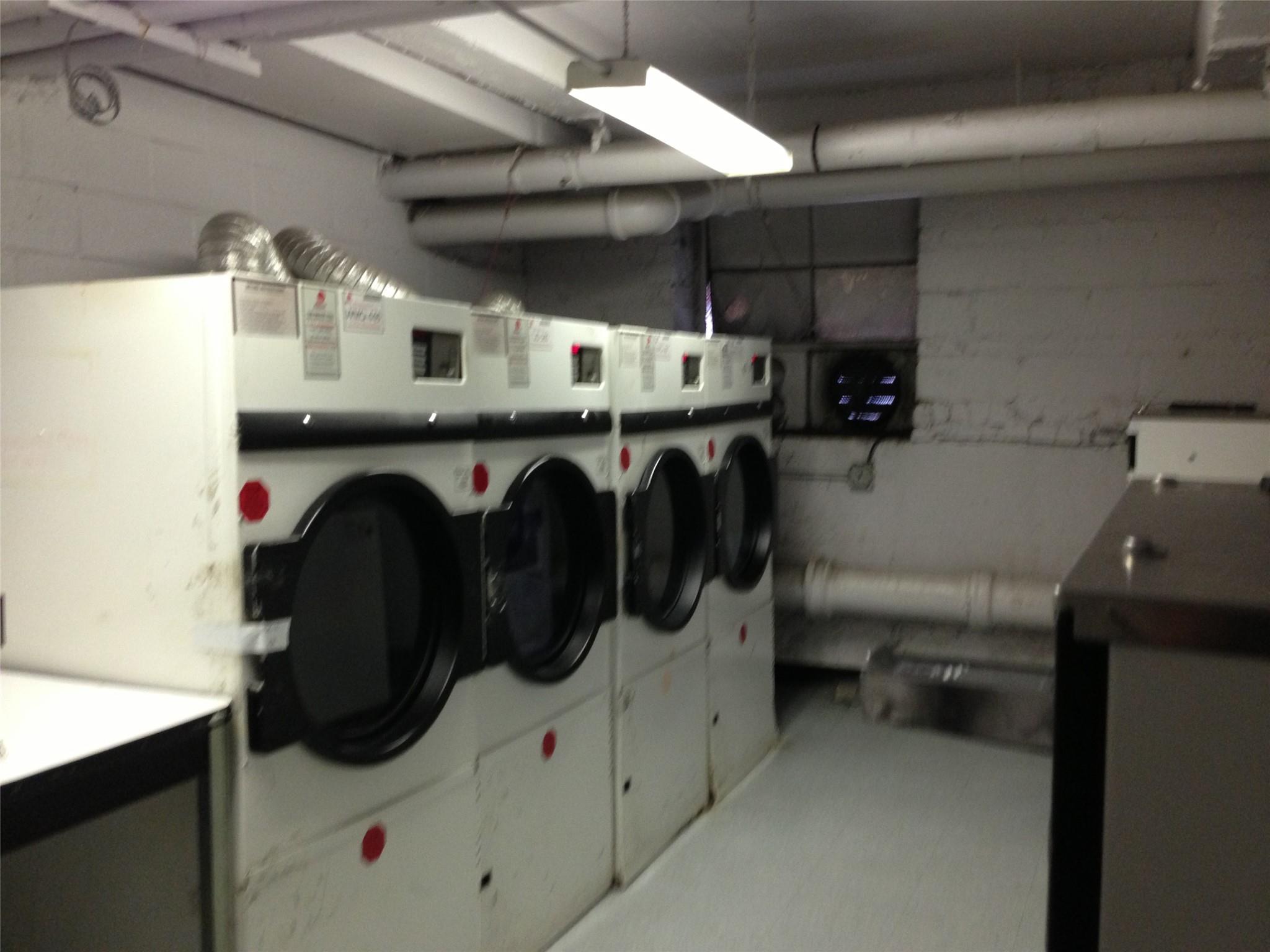 144-30 Roosevelt Avenue # 617, Flushing, NY 11354