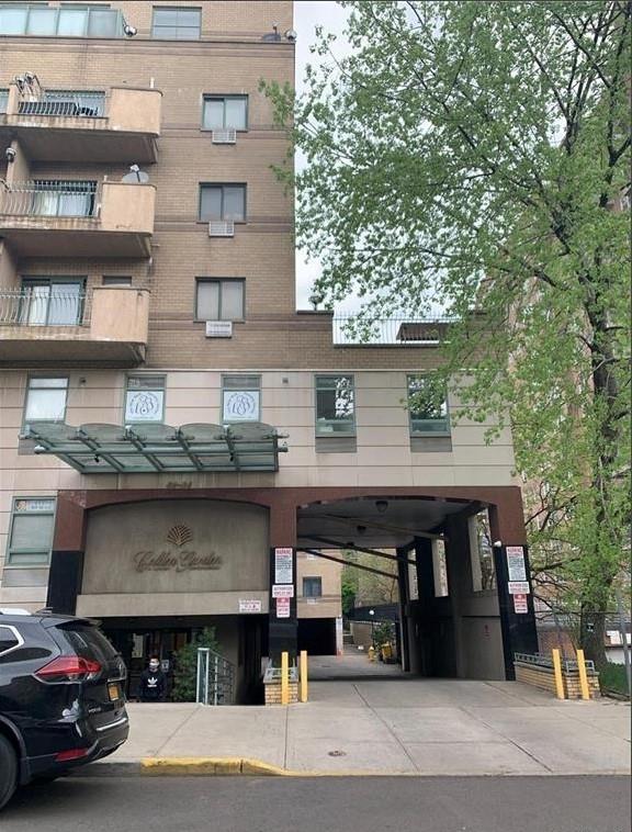 42-31 Colden St # 3C, Flushing, NY 11355