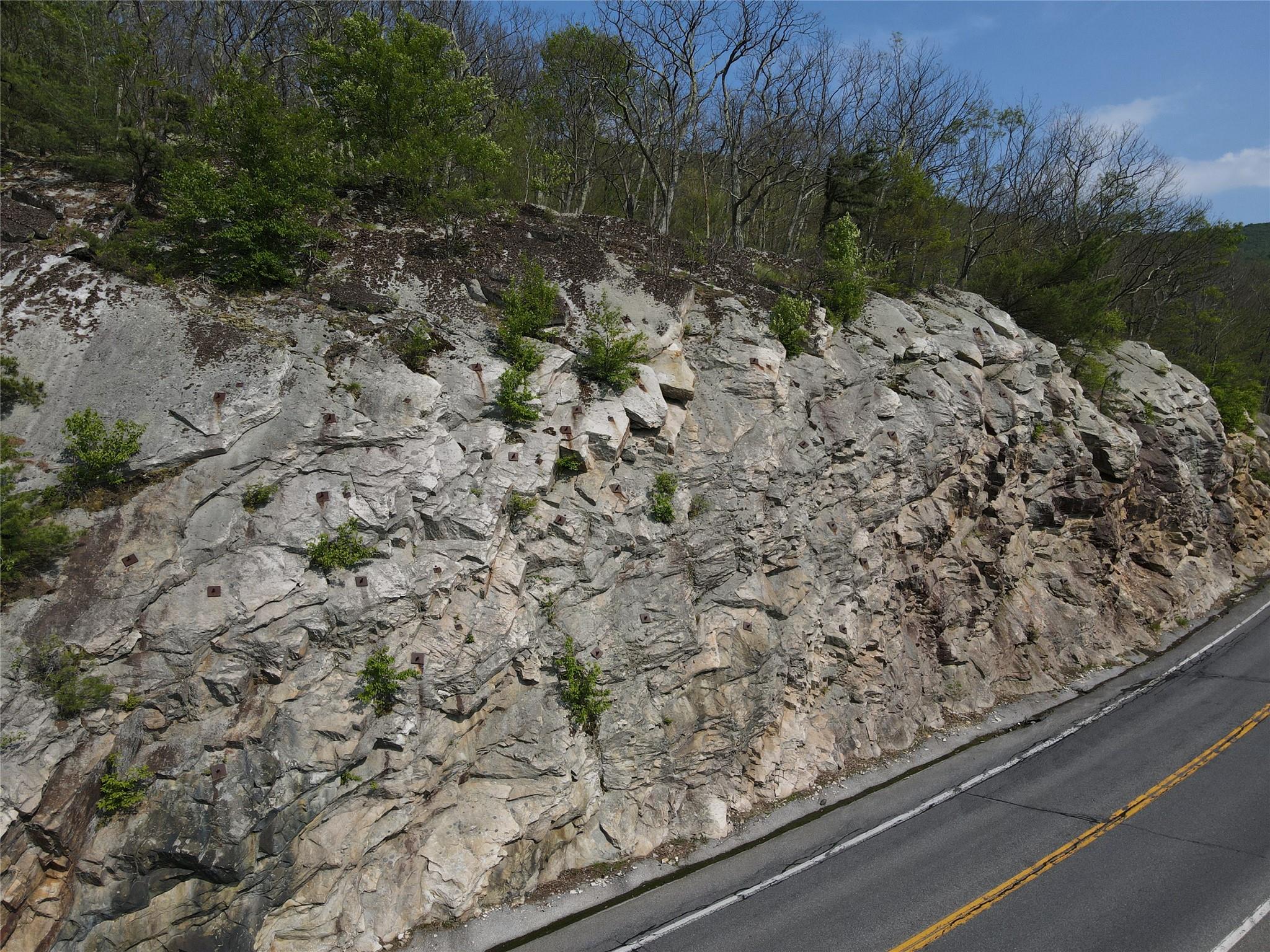 Route 52, Ellenville, NY 12489