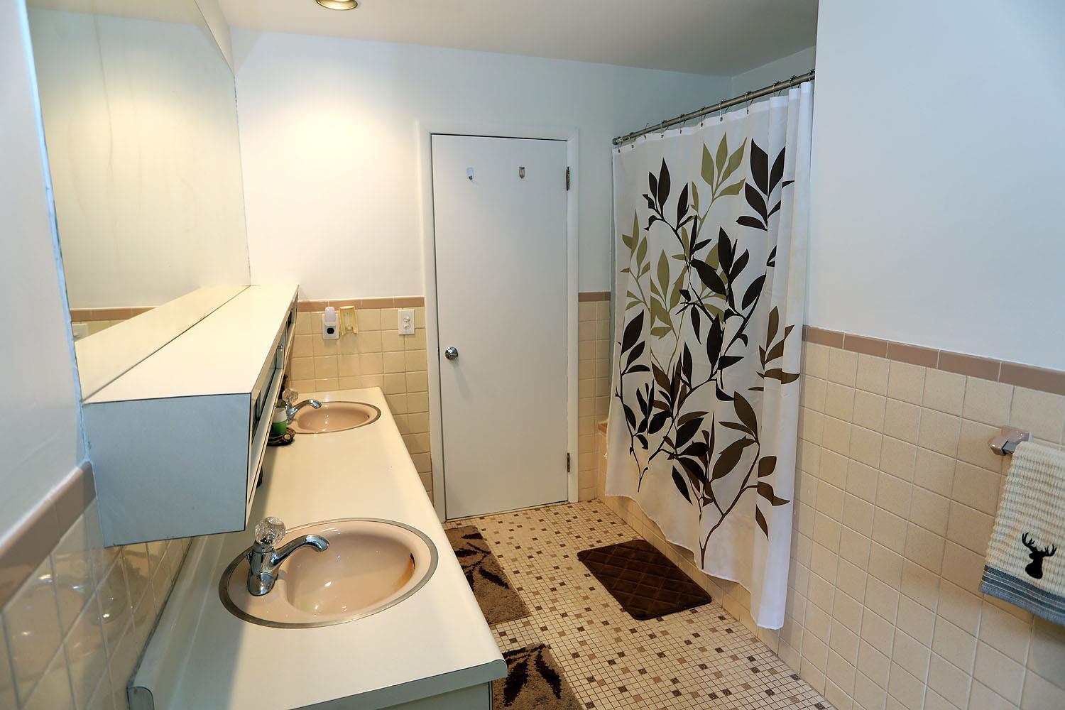 342 Bernas Road, Cochecton, NY 12726