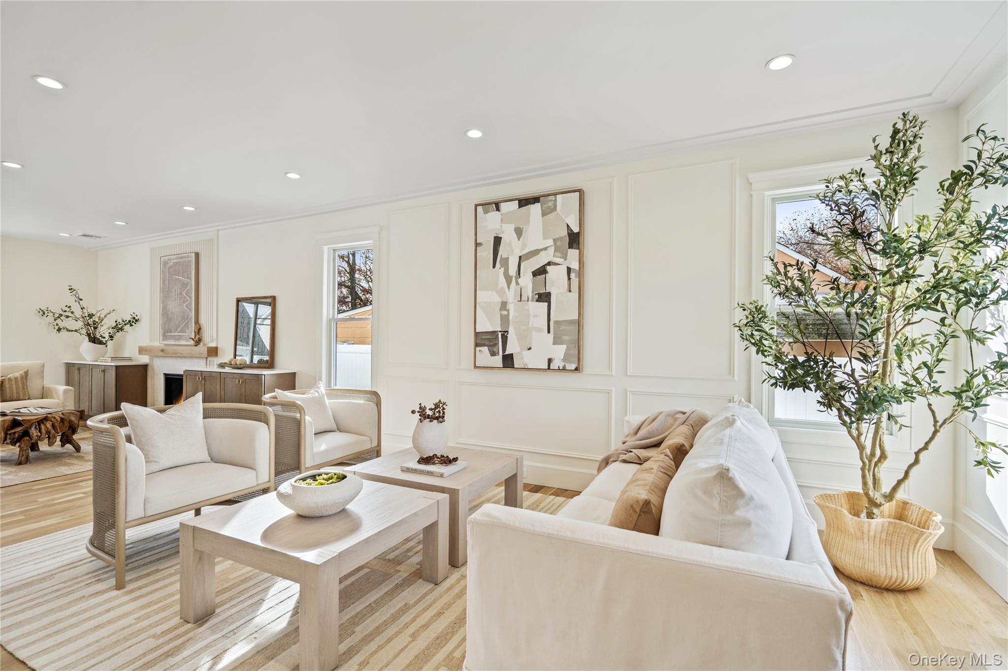 45 Mist Lane, Westbury, NY 11590