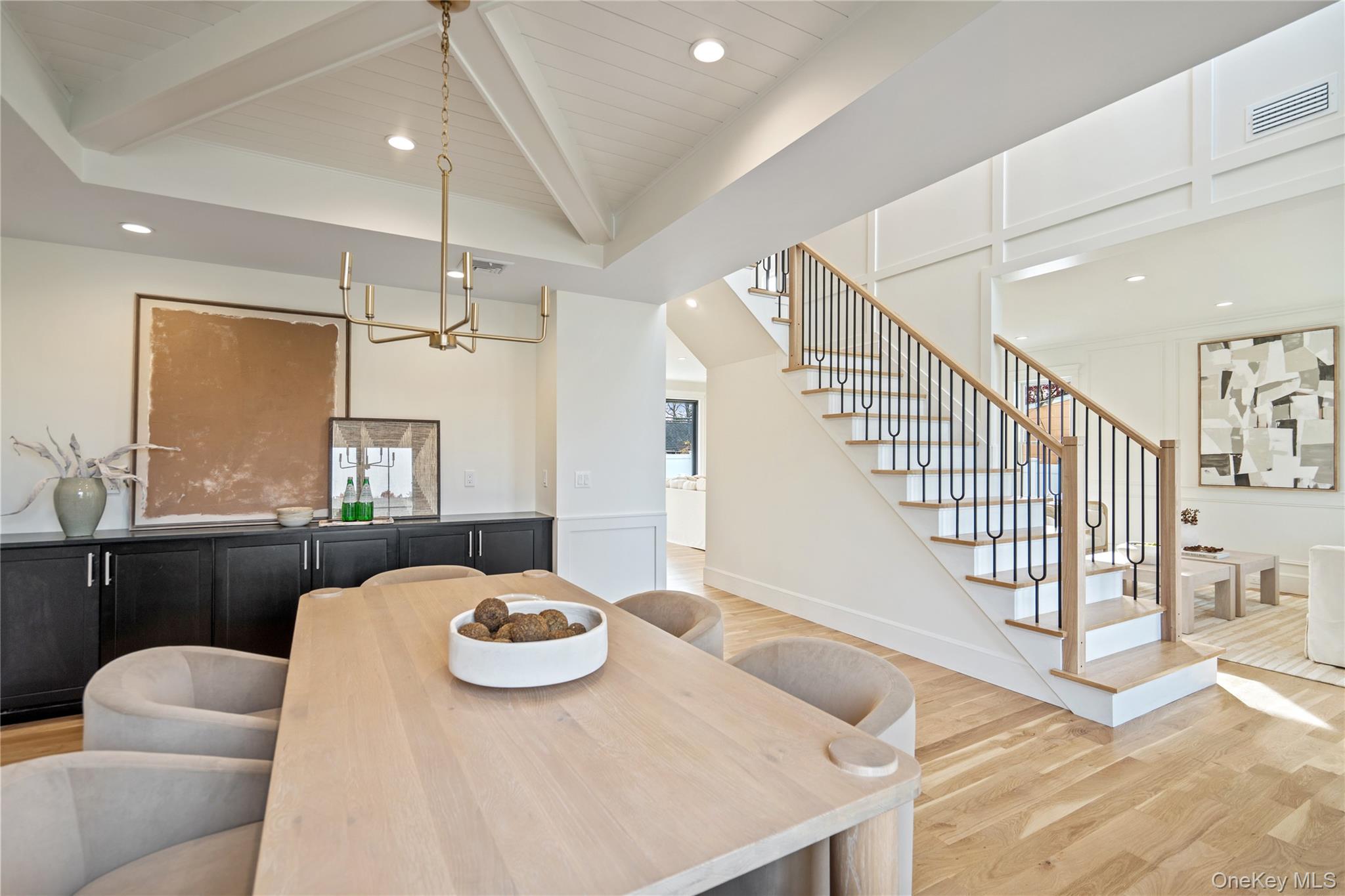 45 Mist Lane, Westbury, NY 11590