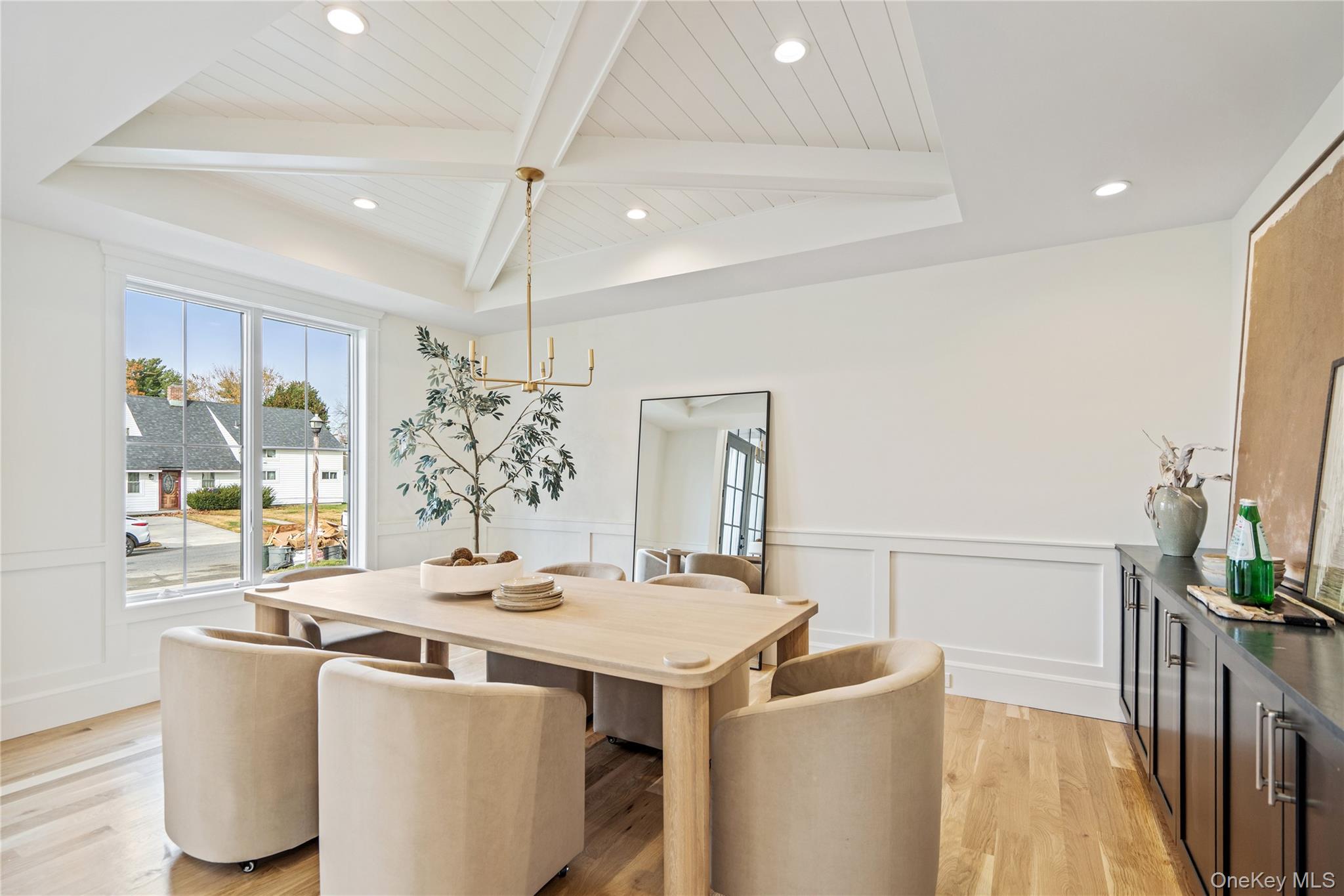 45 Mist Lane, Westbury, NY 11590