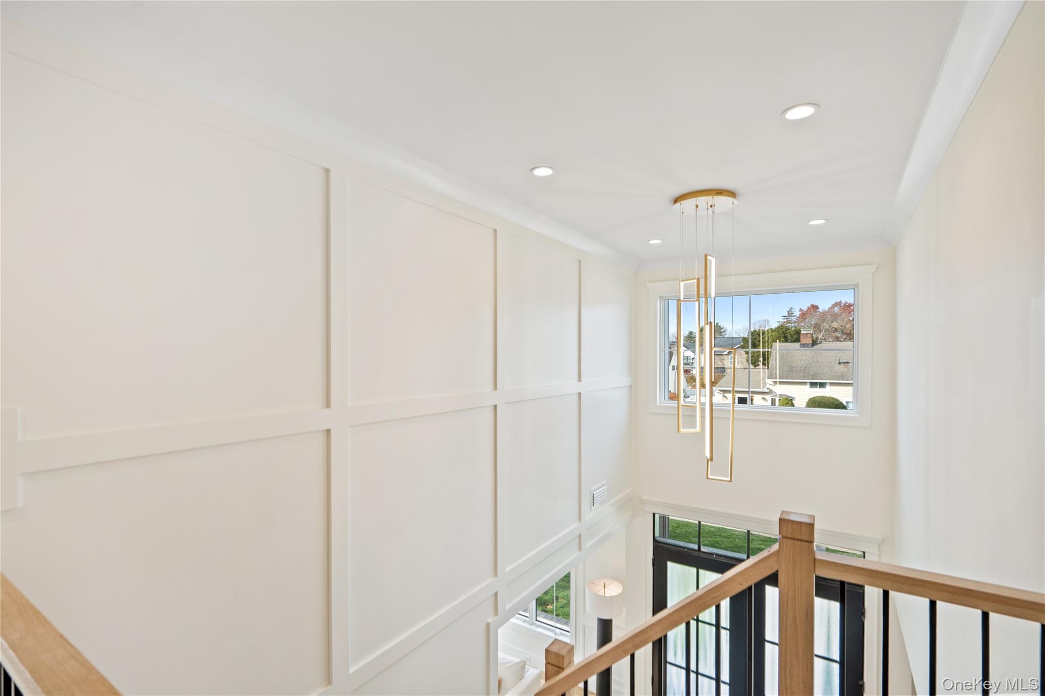 45 Mist Lane, Westbury, NY 11590