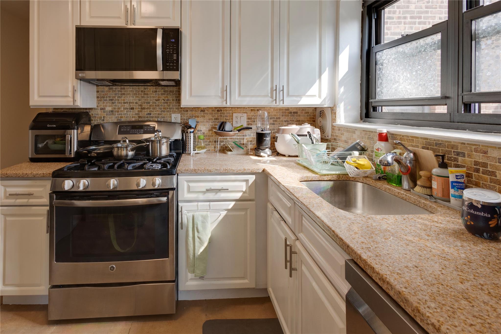 50 Brompton # 3K, Great Neck, NY 11021