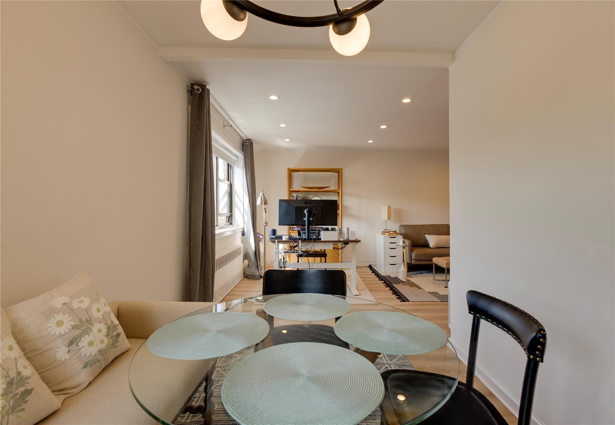 50 Brompton # 3K, Great Neck, NY 11021