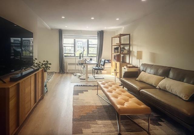 50 Brompton # 3K, Great Neck, NY 11021